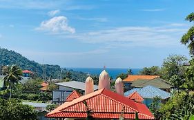 Kata Hill Guesthouse